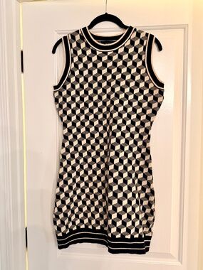 VICI Sleeveless Geometric Cube Knit Dress - Black/Tan - S